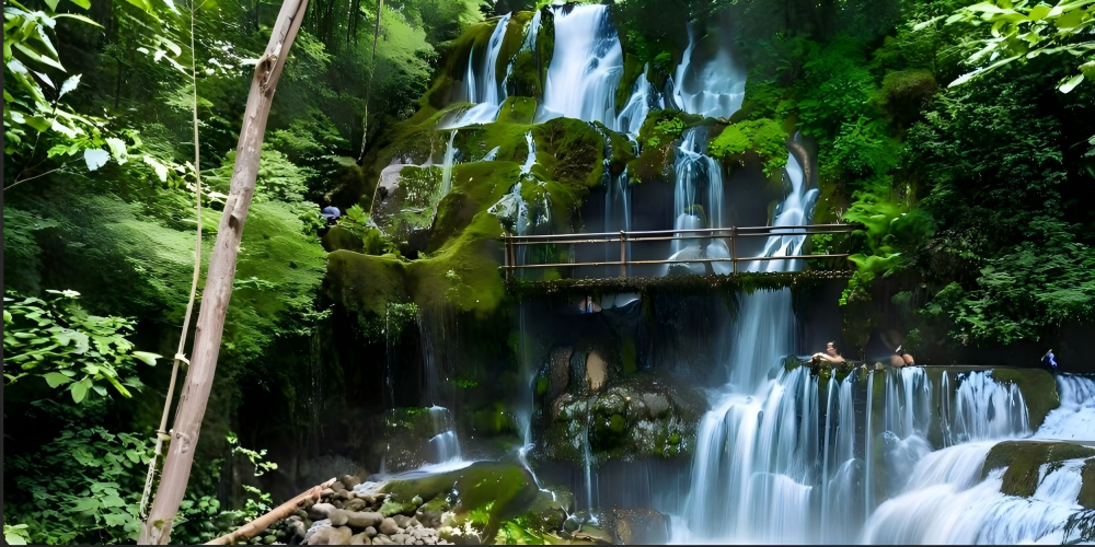 5-Day Premium Guizhou Expedition: Majestic Wanfenglin Peaks, Mighty Huangguoshu Waterfall &amp; Hidden Karst Gems