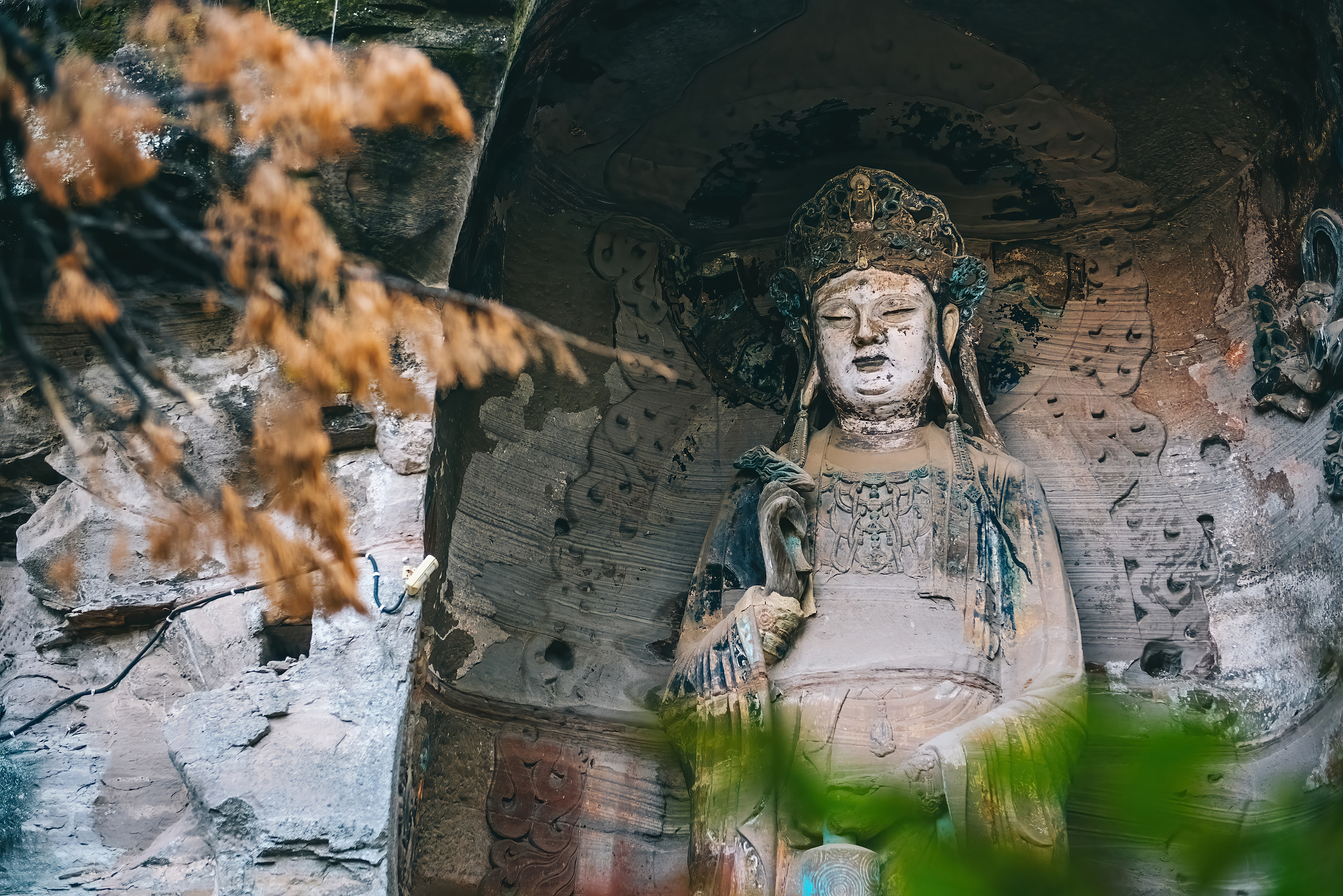 Yuanjue Cave Cliff Sculpture Scenic Area