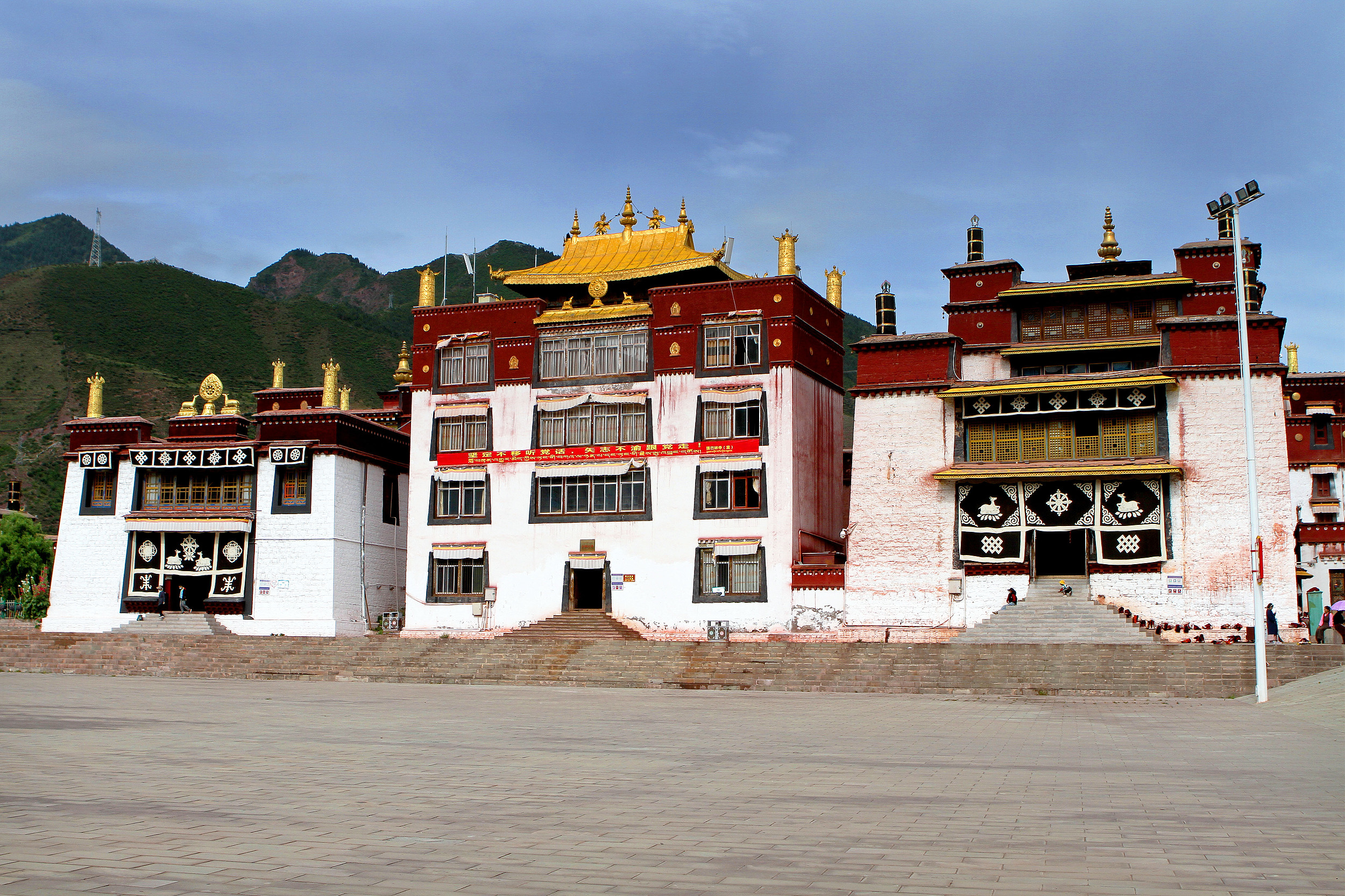Qiangbalin Temple