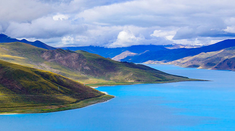 5-Day Tibet Tour: Sacred Lhasa Cultural Heritage, Holy Yamdrok Yumtso Lake & Free Tibet Permits