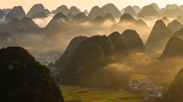 Guizhou: Huangguoshu Waterfall + Zhijin Cave + Wanfenglin Scenic Area + Xingyi