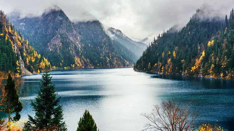 • Chongqing + Hongya Cave + Chengdu + Zhangjiajie + Jiuzhaigou National Park + Huanglong National Scenic Area + Fenghuang Ancient Town